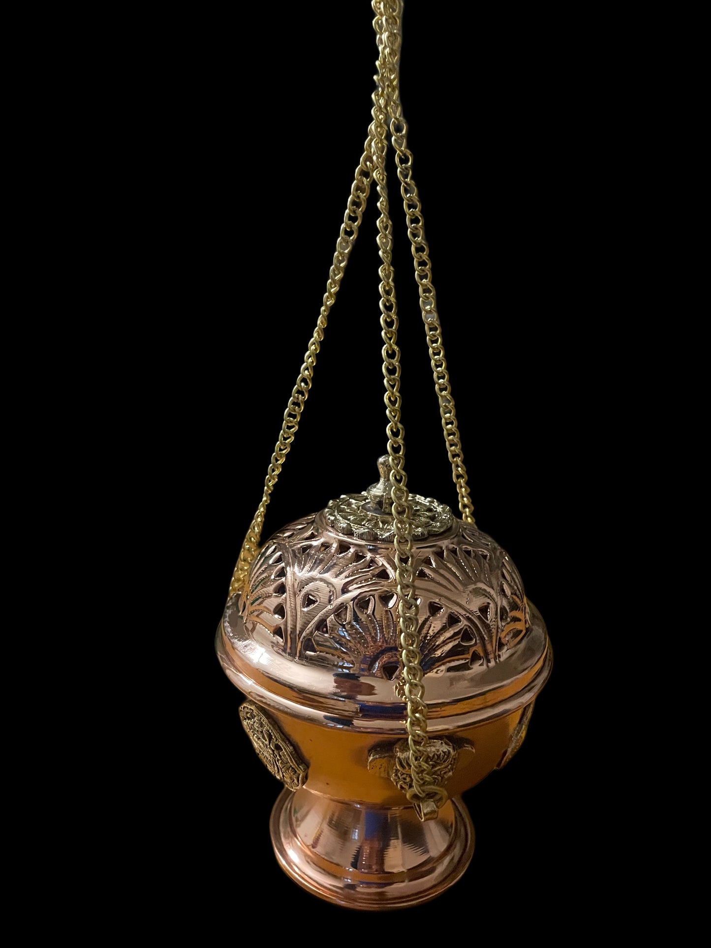 Sangur (incense burner) with Dhoop