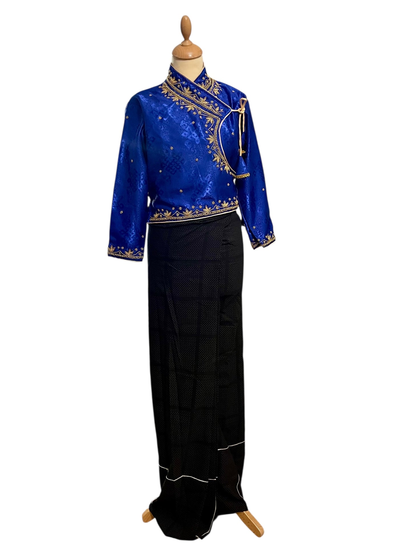 Kuching Cholo - Blouse